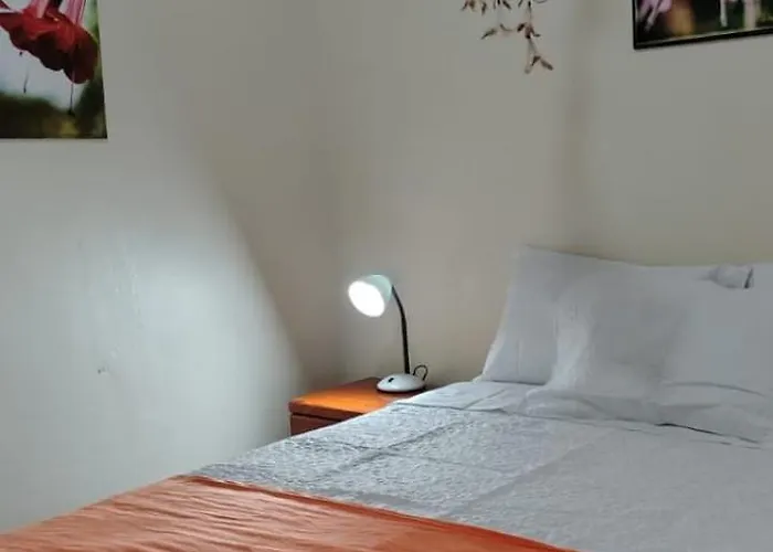 Kun Titi Hostal *