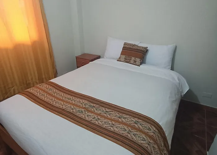 Hostal Kun Titi *